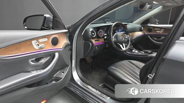 Mercedes-Benz E-Class W213 id 4712605 из Кореи 32