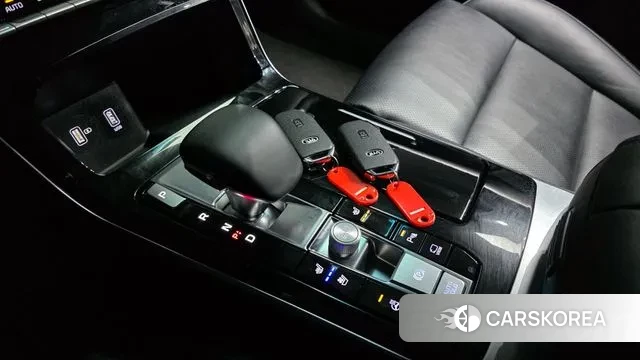 Kia K7 Premier Hybrid id 3367966 из Кореи 19