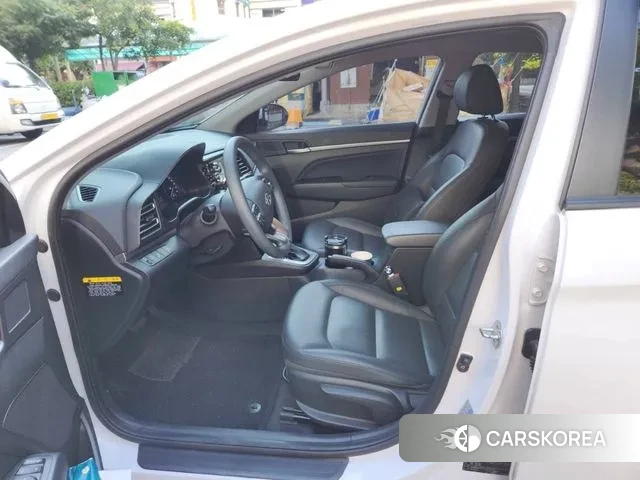 Hyundai The New Avante AD id 3098219 из Кореи 11