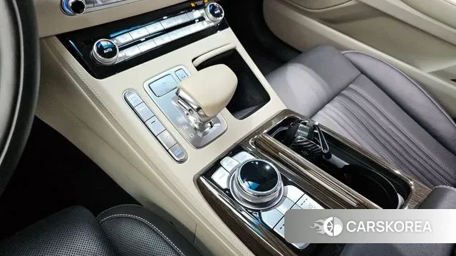 Genesis G90 id 2960689 из Кореи 19