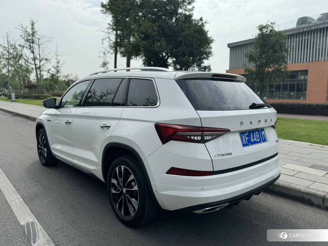 Skoda Kodiak id 4441315 из Китая 10