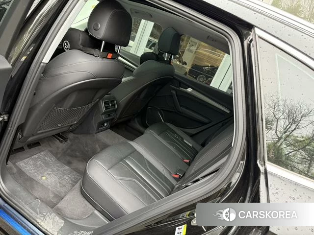 Audi Q5L id 4366116 из Китая 9
