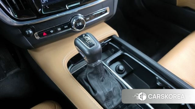 Volvo S90 id 3866887 из Кореи 19