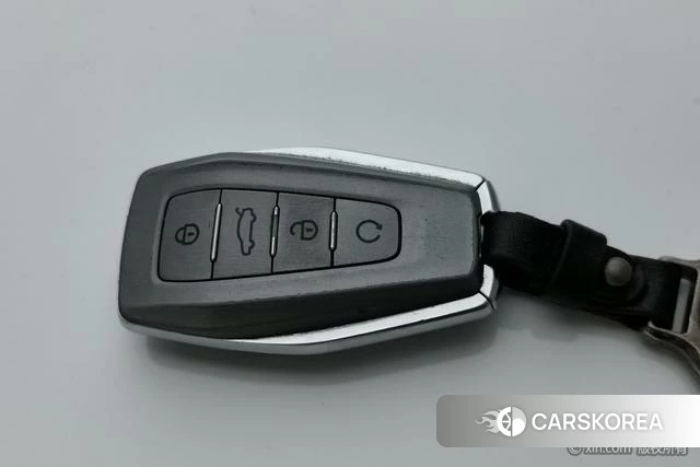 Geely Automobile Binyue id 4210168 из Китая 23
