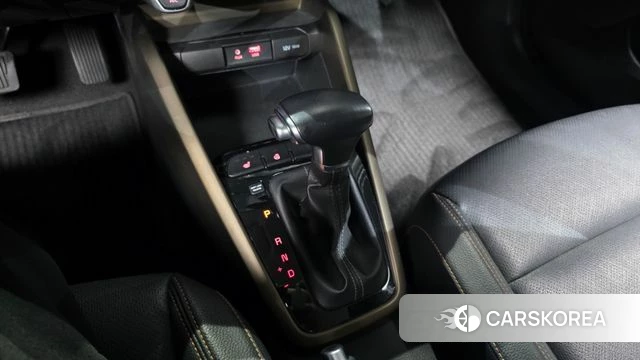Kia Stonic id 4521063 из Кореи 32