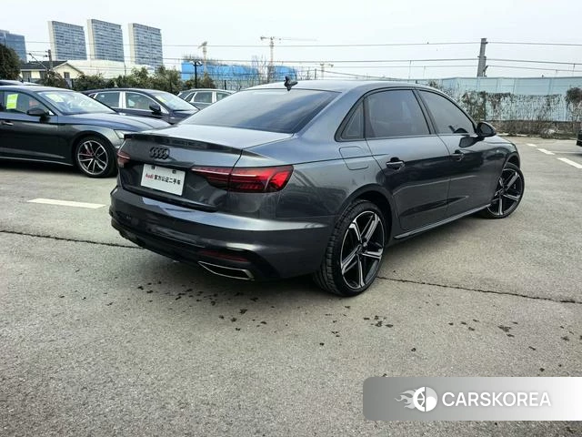 Audi A4L id 3890625 из Китая 11