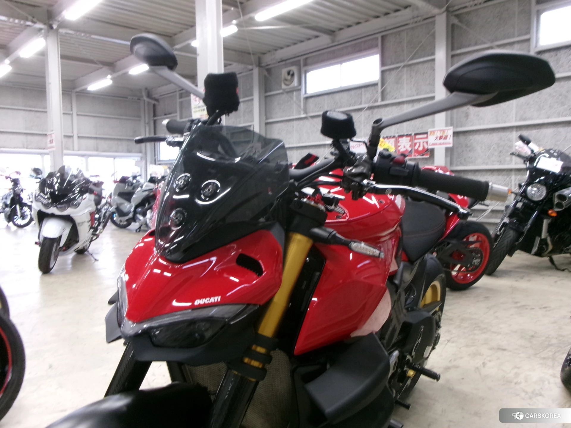 Ducati STREETFIGHTER V4 S id 3951998 из Японии 18