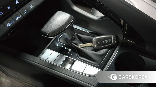 Hyundai Avante Hybrid (CN7) id 3827397 из Кореи 19