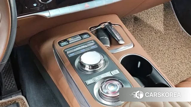 Genesis GV70 id 3556624 из Кореи 19