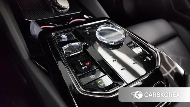 BMW 5 Series (G60) id 3560570 из Кореи 19