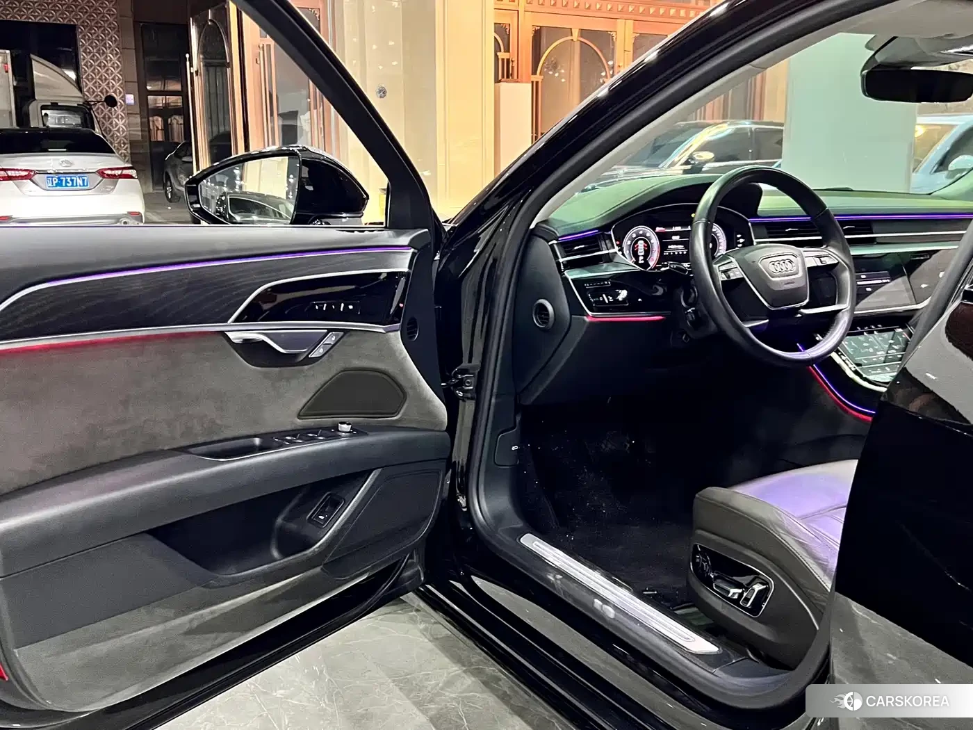Audi A8 id 4679914 из Китая 22