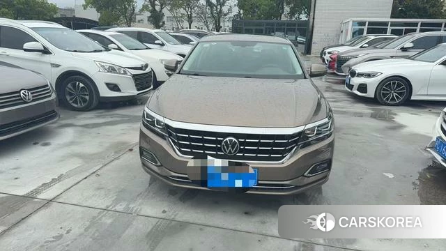 Volkswagen Passat id 3926985 из Китая 10