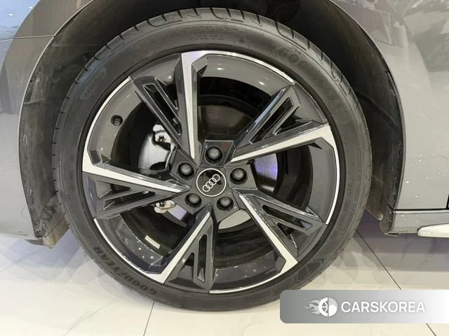 Audi A3 id 4348306 из Китая 24