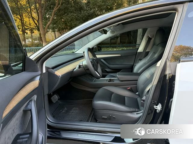 Tesla Model 3 id 4209760 из Китая 17