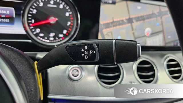 Mercedes-Benz E-Class W213 id 4180208 из Кореи 19