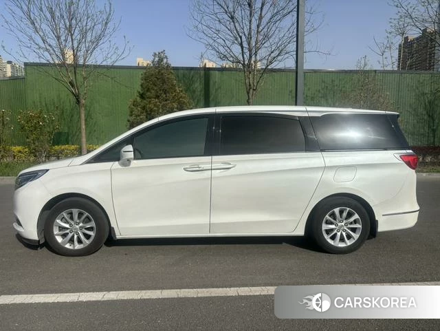 Buick GL8 id 3896014 из Китая 9