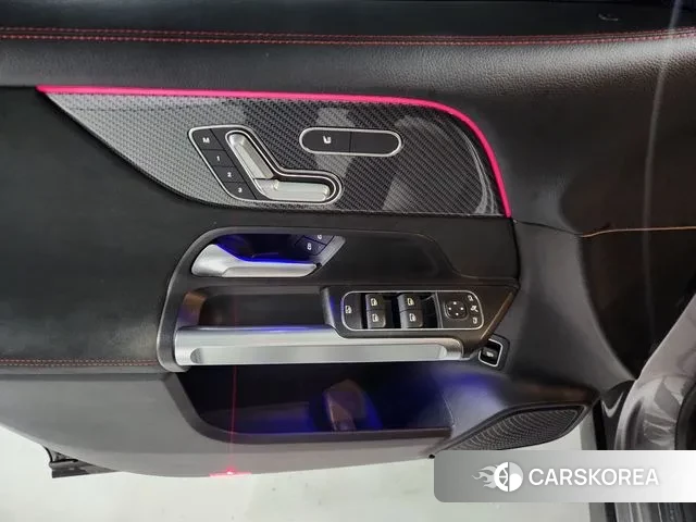 Mercedes-Benz GLB-Class X247 id 3017905 из Кореи 15