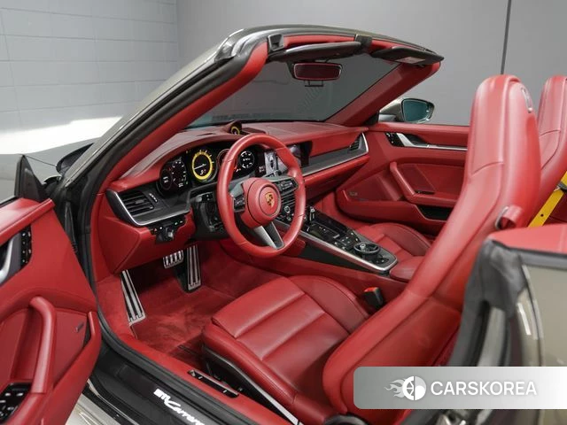 Porsche 911(992) id 4264282 из Кореи 19