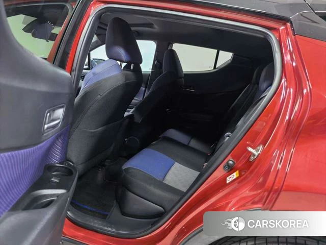 Toyota C-HR id 4211549 из Китая 14