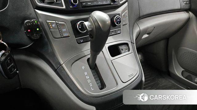 Hyundai The New Grand Starex id 3911753 из Кореи 19