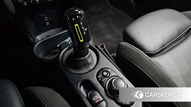 Mini Cooper Electric id 2915123 из Кореи 19