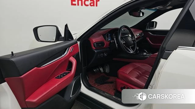 Maserati Levante id 4856298 из Кореи 33