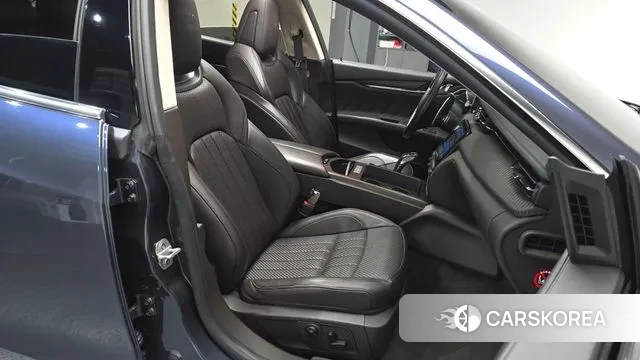 Maserati Quattroporte id 3530301 из Кореи 19