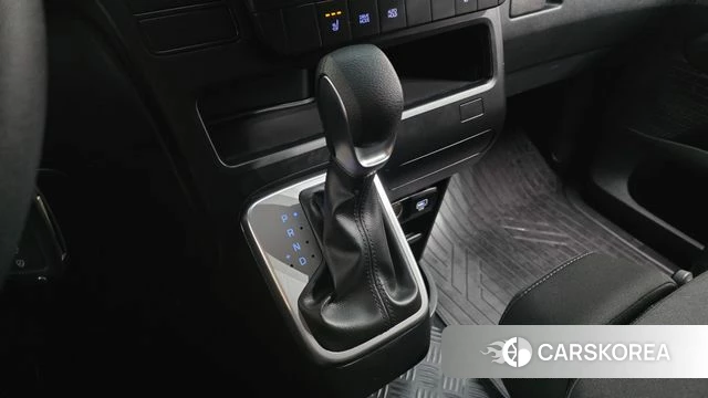 Hyundai Staria id 4349270 из Кореи 19
