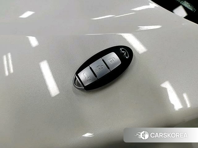 Infiniti QX50 id 4213229 из Китая 19