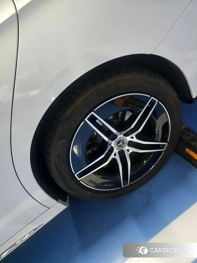 Mercedes-Benz E-Class W214 id 4359703 из Кореи 9