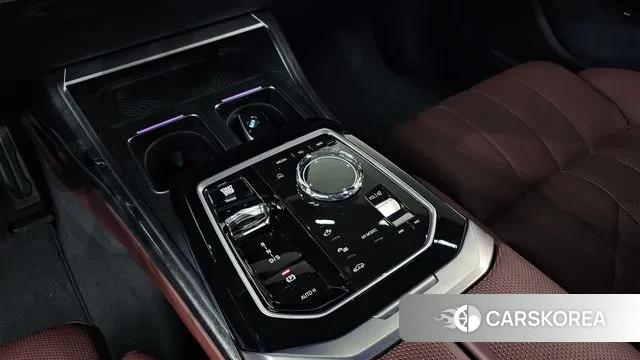 BMW 7 Series (G70) id 3769800 из Кореи 19