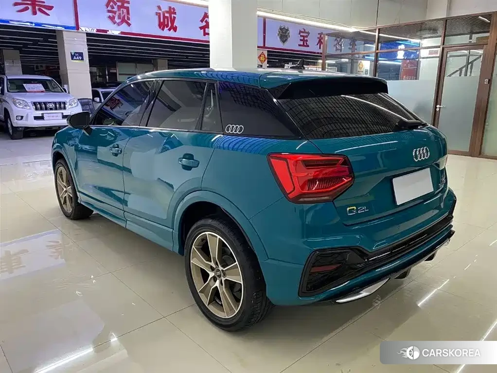Audi Q2L id 4545745 из Китая 14
