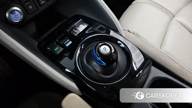 Nissan Leaf (ZE1) id 3651540 из Кореи 19