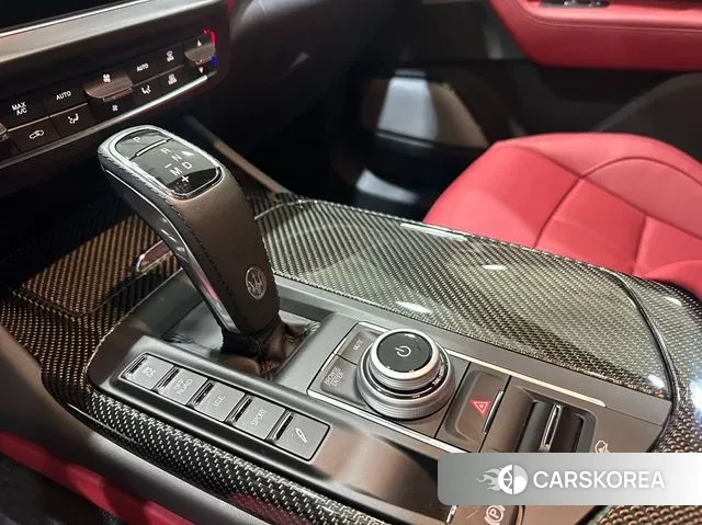 Maserati Levante id 3359811 из Кореи 18