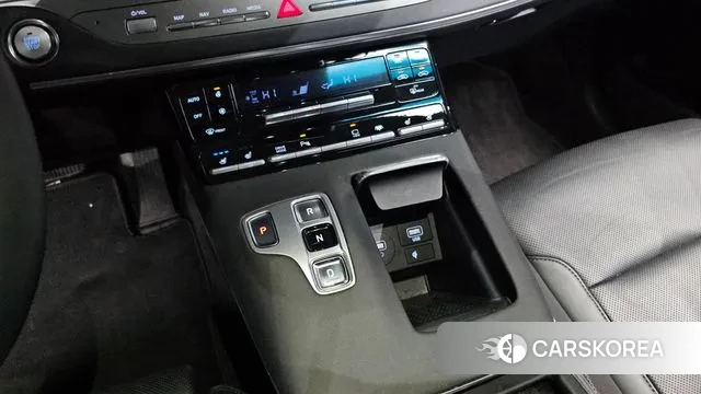 Hyundai The New Grandeur IG id 3508962 из Кореи 19