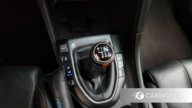 Hyundai Veloster (JS) id 4325214 из Кореи 35