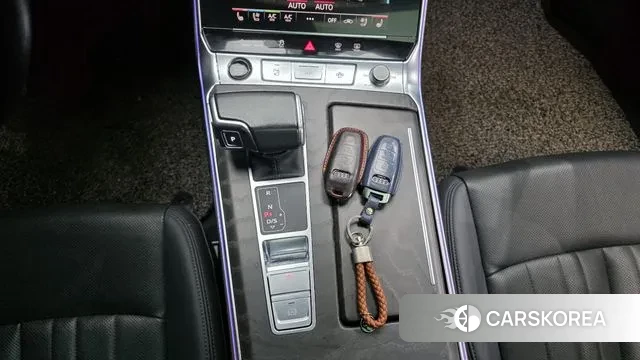 Audi A6 (C8) id 3759388 из Кореи 19