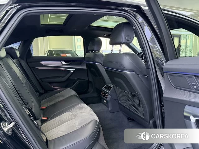 Audi A6L id 4213126 из Китая 11