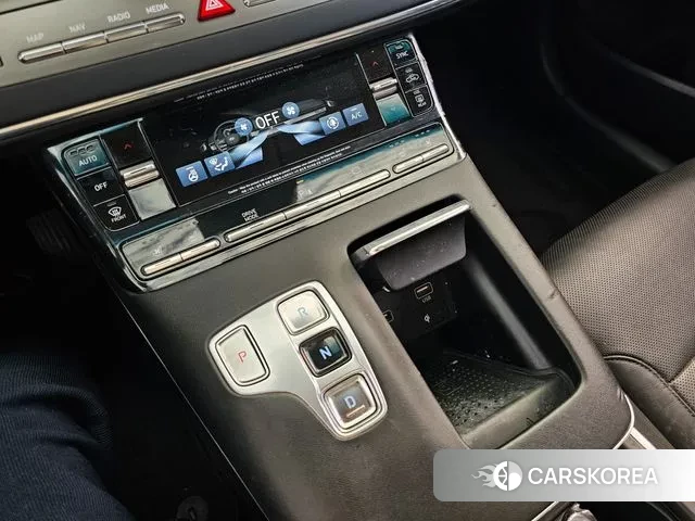 Hyundai The New Grandeur IG id 3390021 из Кореи 19