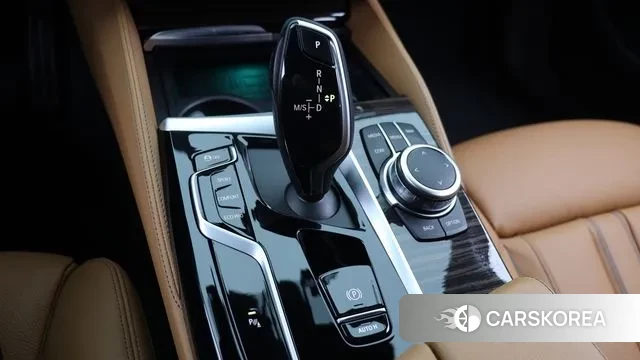 BMW 5 Series (G30) id 3499154 из Кореи 19