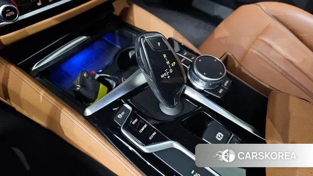 BMW 5 Series (G30) id 3563383 из Кореи 19