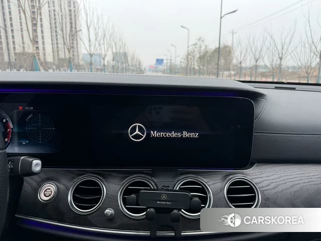 Mercedes-Benz E-class id 4212406 из Китая 31