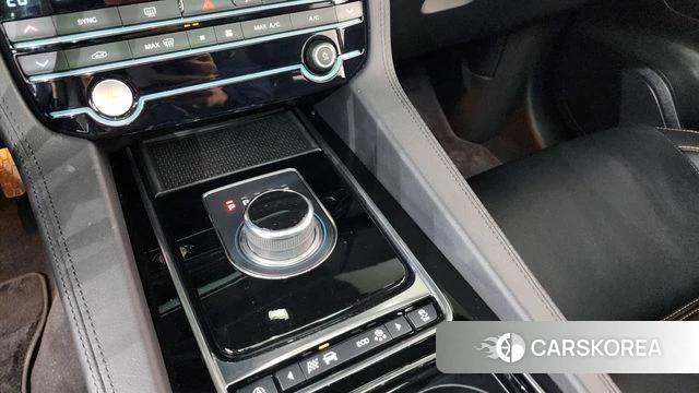 Jaguar F-PACE id 3924020 из Кореи 19