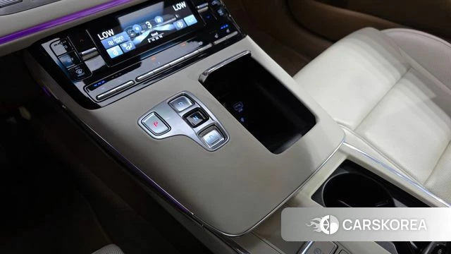 Hyundai The New Grandeur IG Hybrid id 4496115 из Кореи 39
