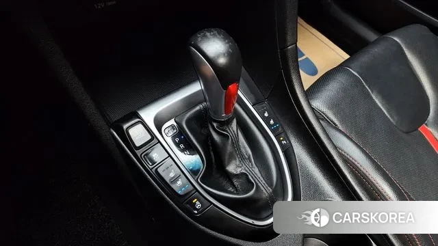 Hyundai Veloster (JS) id 3166479 из Кореи 19