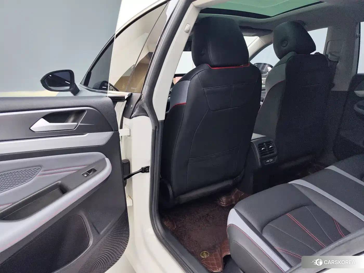 Volkswagen Lamando id 4654506 из Китая 18