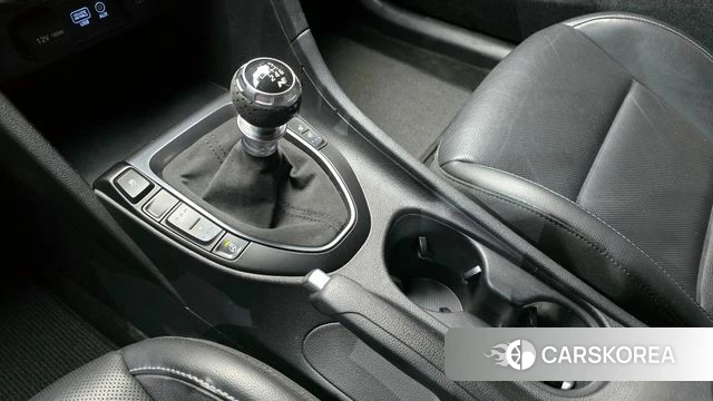 Hyundai Veloster (JS) id 4188252 из Кореи 19