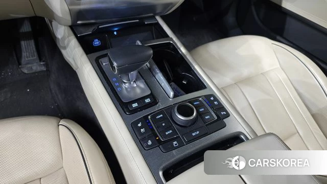 Genesis G80 id 3844792 из Кореи 19