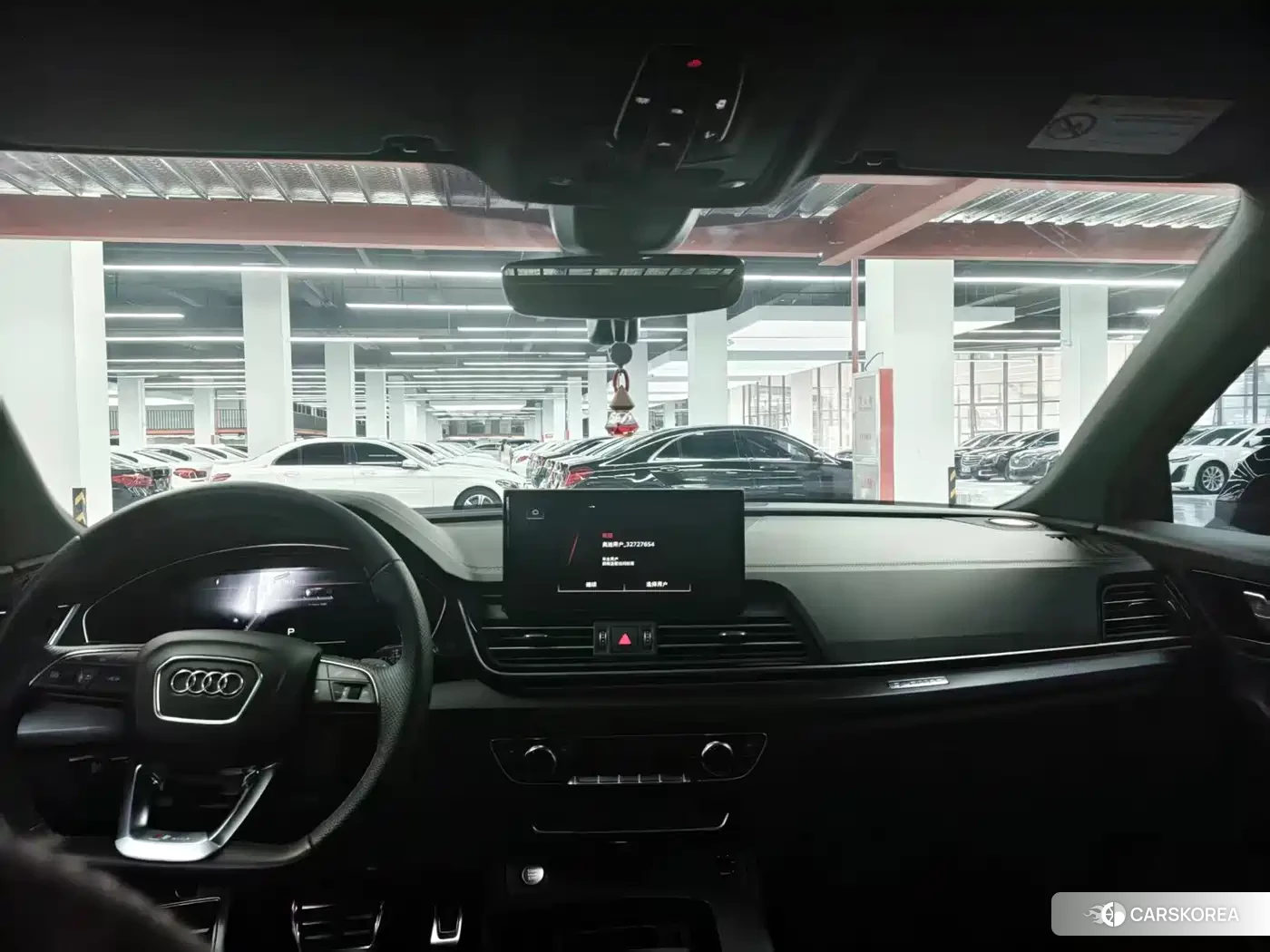 Audi Q5L id 4622741 из Китая 16