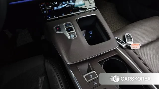 Hyundai The New Grandeur IG id 3038870 из Кореи 19